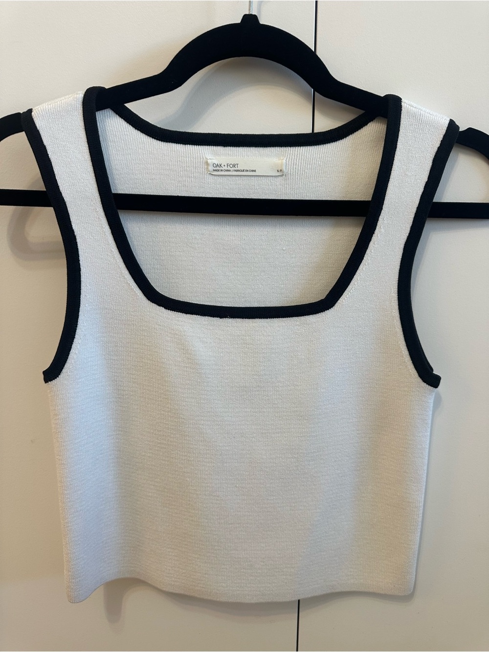 OAK + FORT, Women’s White Tank with Black Trim, Size Small